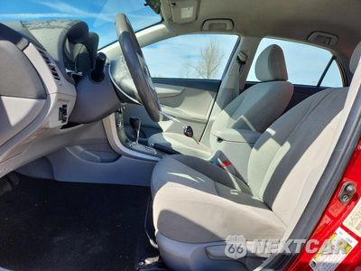 Zdjęcie 7 z 12 samochodu: 2010 TOYOTA COROLLA LE VIN:1NXBU4EE4AZ337916 - miniatura