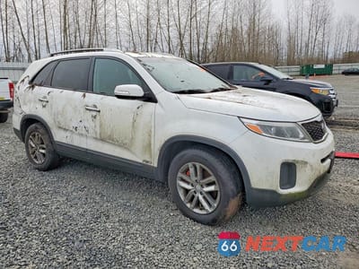 Czwarte zdjęcie samochodu z boku: 2011 KIA SORENTO VIN:5XYKTDA70FG646662 - miniatura