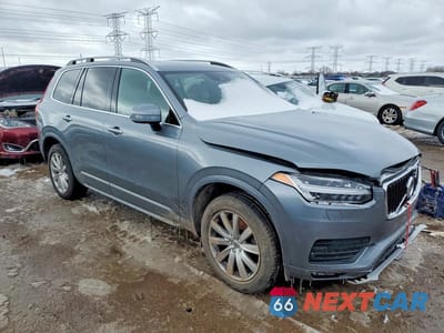 Czwarte zdjęcie samochodu z boku: 2016 VOLVO XC90 T6 VIN:YV4A22PK8G1045657 - miniatura