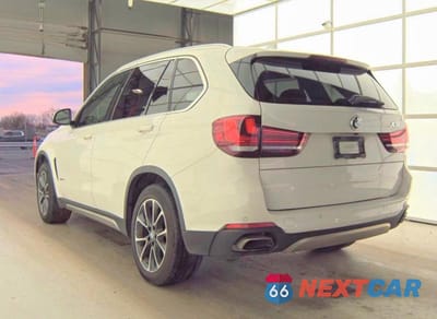 Trzecie zdjęcie samochodu z tyłu: 2018 BMW X5 XDRIVE35I VIN:5UXKR0C52J0Y02782 - miniatura