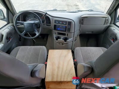 Zdjęcie 8 z 14 samochodu: 2003 CHEVROLET ASTRO VIN:1GNDM19XX3B112879 - miniatura
