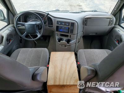 Zdjęcie 8 z 14 samochodu: 2003 CHEVROLET ASTRO VIN:1GNDM19XX3B112879 - miniatura