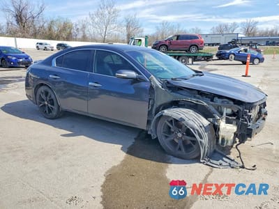 Czwarte zdjęcie samochodu z boku: 2012 NISSAN MAXIMA 3.5 S VIN:1N4AA5AP9CC816109 - miniatura