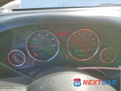 Zdjęcie 9 z 12 samochodu: 2015 JEEP WRANGLER UNLIMITED SAHARA VIN:1C4BJWEG0FL504456 - miniatura