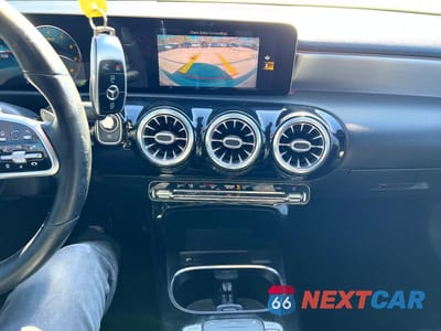 Zdjęcie 10 z 10 samochodu: 2019 MERCEDES-BENZ A 220 VIN:WDD3G4EB7KW020987 - miniatura