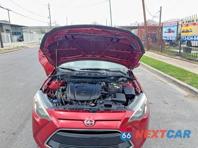 Zdjęcie 7 z 13 samochodu: 2016 SCION IA BASE VIN:3MYDLBZV9GY139578 - miniatura