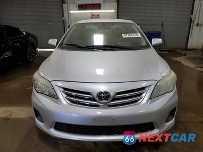 Piąte zdjęcie samochodu w środku: 2013 TOYOTA COROLLA LE VIN:5YFBU4EE3DP131959 - miniatura