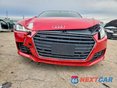 Piąte zdjęcie samochodu w środku: 2016 AUDI TT VIN:TRUC5AFV9G1025383 - miniatura