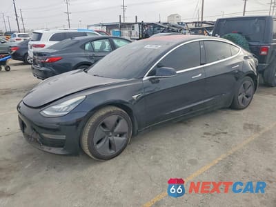2018 TESLA MODEL 3 5YJ3E1EA5JF171853 - główne zdjęcie licytacji z USA - miniatura