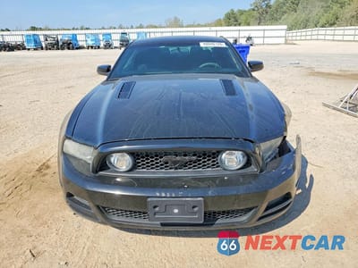 Piąte zdjęcie samochodu w środku: 2013 FORD MUSTANG GT VIN:1ZVBP8CF8D5213321 - miniatura