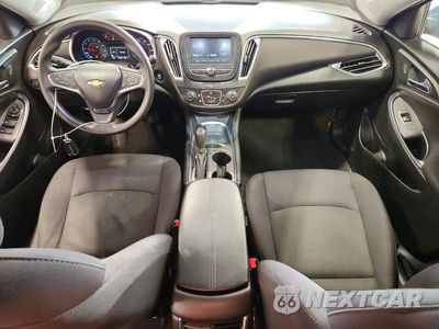 Zdjęcie 8 z 12 samochodu: 2017 CHEVROLET MALIBU LT VIN:1G1ZE5ST4HF161305 - miniatura