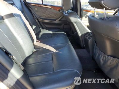 Zdjęcie 10 z 12 samochodu: 2002 MERCEDES-BENZ E 320 VIN:WDBJF65J32B464543 - miniatura