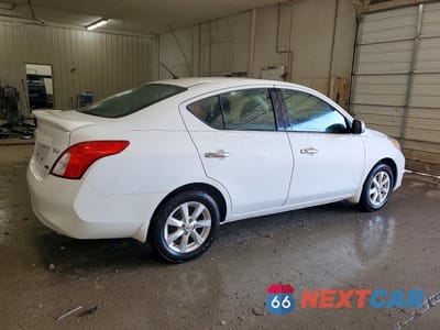 Trzecie zdjęcie samochodu z tyłu: 2014 NISSAN VERSA 1.6 S VIN:3N1CN7APXEL857779 - miniatura