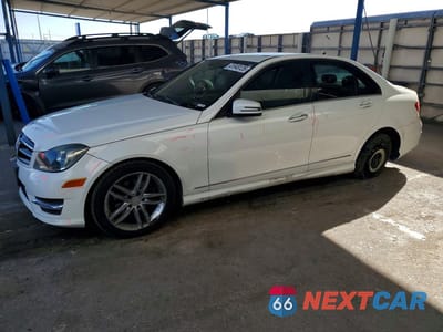 2014 MERCEDES-BENZ C 250 WDDGF4HB9ER312563 - główne zdjęcie licytacji z USA - miniatura