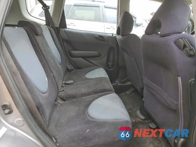 Zdjęcie 10 z 12 samochodu: 2008 HONDA FIT VIN:JHMGD37428S068862 - miniatura