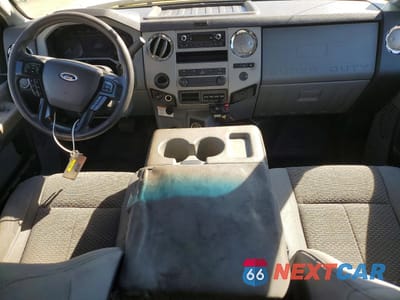 Zdjęcie 8 z 12 samochodu: 2021 FORD F650 SUPER DUTY VIN:1FDWX6DE0MDF04542 - miniatura