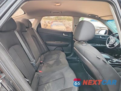 Zdjęcie 10 z 12 samochodu: 2016 KIA OPTIMA LX VIN:5XXGT4L37GG010164 - miniatura