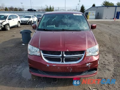 Piąte zdjęcie samochodu w środku: 2017 DODGE GRAND CARAVAN SE VIN:2C4RDGBG8HR548246 - miniatura