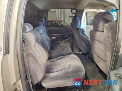 Zdjęcie 10 z 11 samochodu: 2001 CHEVROLET SILVERADO K2500 HEAVY DUTY VIN:1GCHK23131F208370 - miniatura