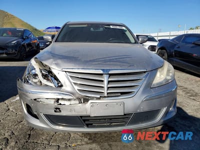 Piąte zdjęcie samochodu w środku: 2012 HYUNDAI GENESIS 3.8L V6 VIN:KMHGC4DD1CU171665 - miniatura