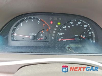 Zdjęcie 9 z 11 samochodu: 2004 TOYOTA CAMRY XLE VIN:4T1BE30K04U832347 - miniatura