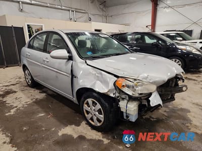 Czwarte zdjęcie samochodu z boku: 2009 HYUNDAI ACCENT GLS VIN:KMHCN46C69U330038 - miniatura