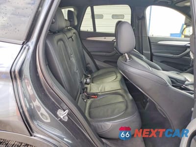 Zdjęcie 11 z 14 samochodu: 2017 BMW X1 XDRIVE28I VIN:WBXHT3C32H5F80132 - miniatura