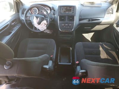 Zdjęcie 8 z 14 samochodu: 2018 DODGE GRAND CARAVAN SE VIN:2C4RDGBG2JR152917 - miniatura