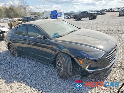 Czwarte zdjęcie samochodu z boku: 2023 HYUNDAI SONATA HYBRID LIMITED VIN:KMHL54JJ9PA062011 - miniatura
