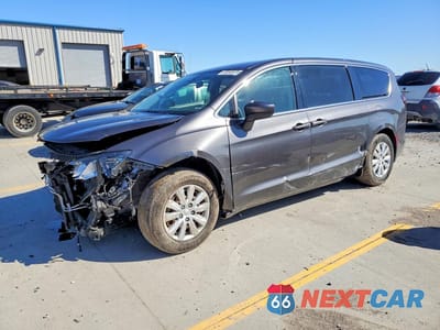 2019 CHRYSLER PACIFICA L 2C4RC1AG2KR509550 - główne zdjęcie licytacji z USA - miniatura