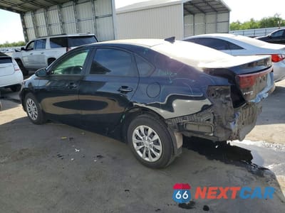 Drugie zdjęcie samochodu z przodu: 2023 KIA FORTE LX VIN:3KPF24AD7PE508741 - miniatura