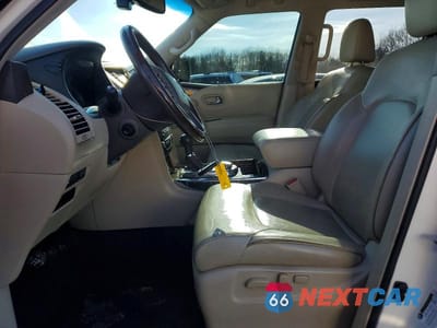 Zdjęcie 7 z 12 samochodu: 2017 INFINITI QX80 BASE VIN:JN8AZ2NE6H9153648 - miniatura