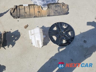 Zdjęcie 13 z 13 samochodu: 2015 TOYOTA RAV4 LE VIN:2T3ZFREV4FW203654 - miniatura