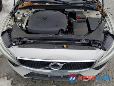 Zdjęcie 11 z 12 samochodu: 2020 VOLVO S60 T5 MOMENTUM VIN:7JR102FK9LG063801 - miniatura