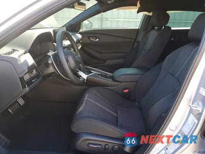 Zdjęcie 7 z 12 samochodu: 2025 HONDA ACCORD HYBRID SPORT VIN:1HGCY2F59SA075055 - miniatura