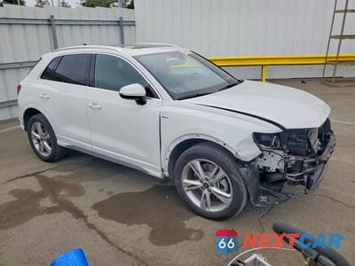 Czwarte zdjęcie samochodu z boku: 2024 AUDI Q3 PREMIUM S LINE 45 VIN:WA1DECF31R1051305 - miniatura
