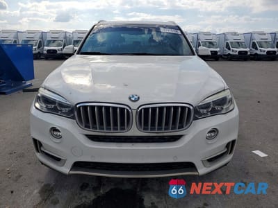 Piąte zdjęcie samochodu w środku: 2018 BMW X5 SDRIVE35I VIN:5UXKR2C57J0Z19205 - miniatura