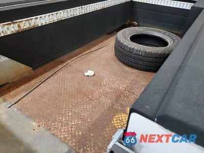 Zdjęcie 10 z 11 samochodu: 2015 FORD F350 SUPER DUTY VIN:1FDBF3E64FEC72581 - miniatura