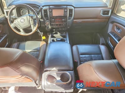 Zdjęcie 8 z 12 samochodu: 2016 NISSAN TITAN XD PLATINUM RESERVE VIN:1N6BA1F47GN504352 - miniatura