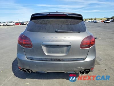 Zdjęcie 6 z 12 samochodu: 2014 PORSCHE CAYENNE VIN:WP1AD2A26ELA76184 - miniatura