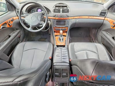 Zdjęcie 8 z 11 samochodu: 2004 MERCEDES-BENZ E 320 VIN:WDBUF65J04A494220 - miniatura