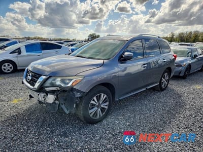 2018 NISSAN PATHFINDER SV 5N1DR2MN5JC603790 - główne zdjęcie licytacji z USA - miniatura