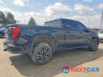 Trzecie zdjęcie samochodu z tyłu: 2021 GMC SIERRA K1500 AT4 VIN:1GTU9EET7MZ383167 - miniatura