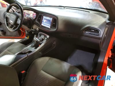 Zdjęcie 8 z 12 samochodu: 2019 DODGE CHALLENGER R VIN:2C3CDZFJ9KH642256 - miniatura