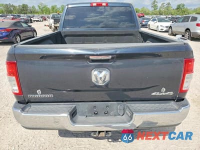 Zdjęcie 10 z 12 samochodu: 2019 RAM 2500 BIG HORN VIN:3C6UR5ML4KG546363 - miniatura