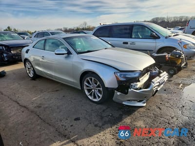 Czwarte zdjęcie samochodu z boku: 2013 AUDI A5 PREMIUM PLUS VIN:WAULFAFRXDA040624 - miniatura