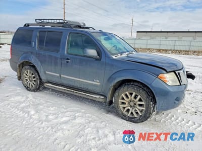 Czwarte zdjęcie samochodu z boku: 2008 NISSAN PATHFINDER SE V8 VIN:5N1BR18B48C617255 - miniatura