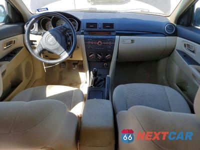 Zdjęcie 8 z 12 samochodu: 2008 MAZDA 3 I VIN:JM1BK32F881172532 - miniatura