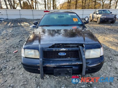 Piąte zdjęcie samochodu w środku: 2008 FORD CROWN VICTORIA POLICE INTERCEPTOR VIN:2FAHP71V58X118095 - miniatura