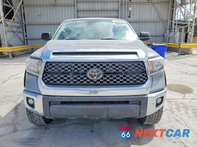 Piąte zdjęcie samochodu w środku: 2021 TOYOTA TUNDRA SR5 VIN:5TFEY5F16MX293704 - miniatura